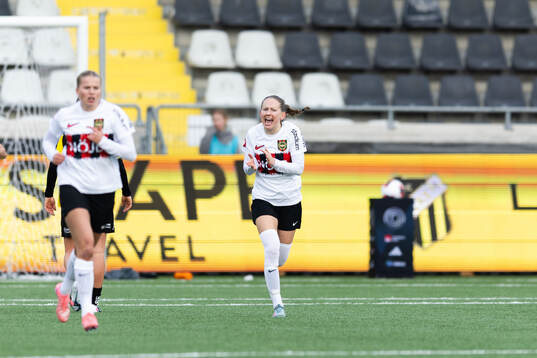 Brommapojkarnas Ida Bengtsson jublar