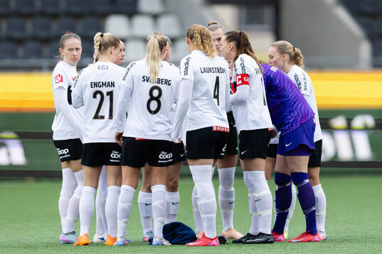 Brommapojkarnas spelare samlade