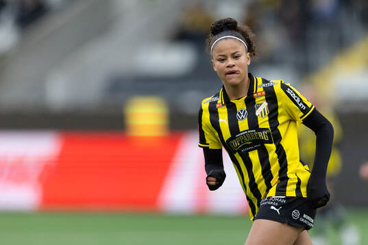 Häckens Felicia Schröder