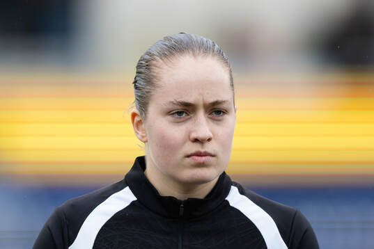 Häckens målvakt Fanney Birkisdottir på line up
