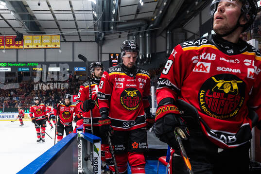 Luleås Eetu Koivistoinen och Erik Gustafsson deppar