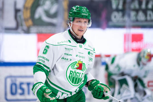 Rögles Paul Ladue reagerar