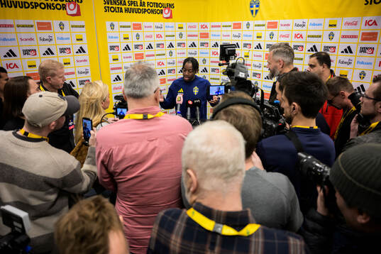 Bläddra bland fler bilder av Football, FIFA World Cup Qualifier, Sweden, Press conference