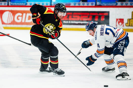 Brynäs Mattias Norlinder och Växjös Karl Henriksson