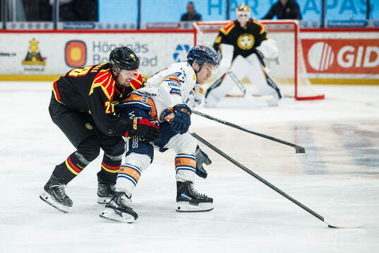 Brynäs Johannes Kinnvall och Växjös Kalle Kratz