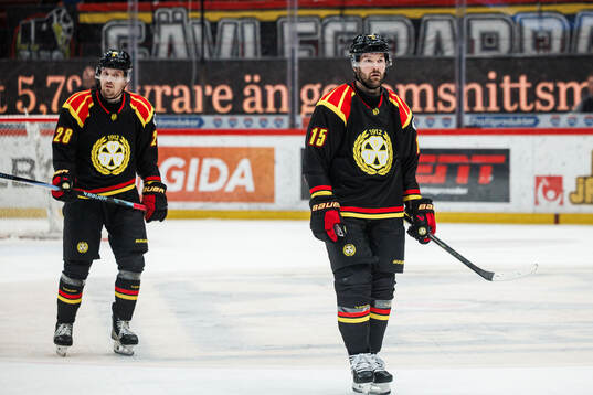 Brynäs Simon Bertilsson och Johannes Kinnvall deppar
