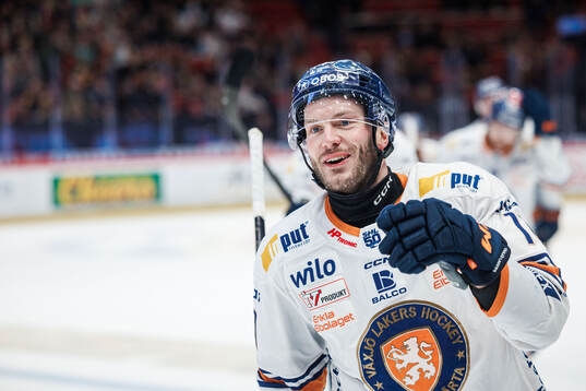 Växjös Brogan Rafferty jublar