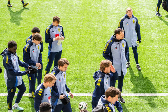 Head coach Daniel Bäckström of the Swedish under-21