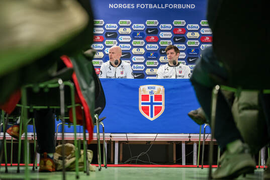 Head coach Ståle Solbakken and press officer Morten