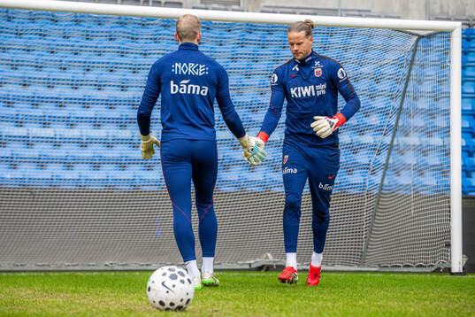 Goalkeeper Egil Selvik and goalkeeper Ørjan Håskjold
