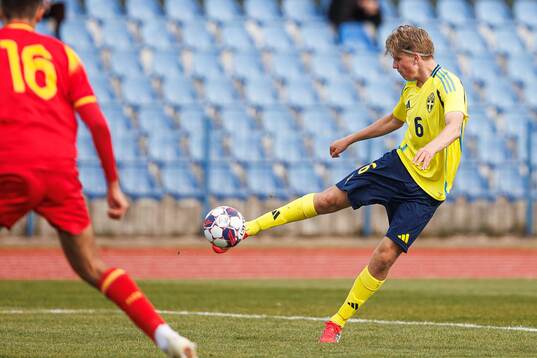 Oliver Månsson of Sweden