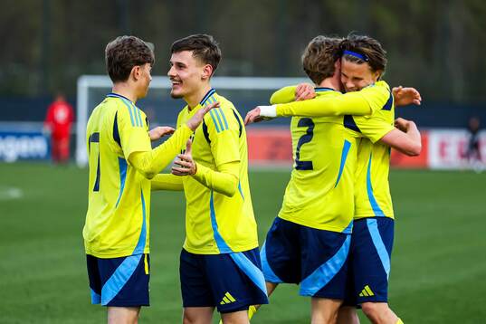 Filip Öhman of Sweden celebrate with teammates