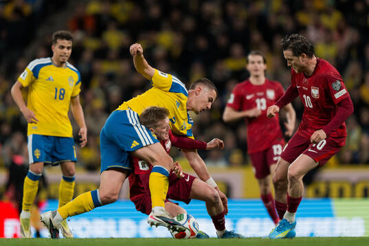 Gustaf Lagerbielke of Sweden against Karol Swiderski and