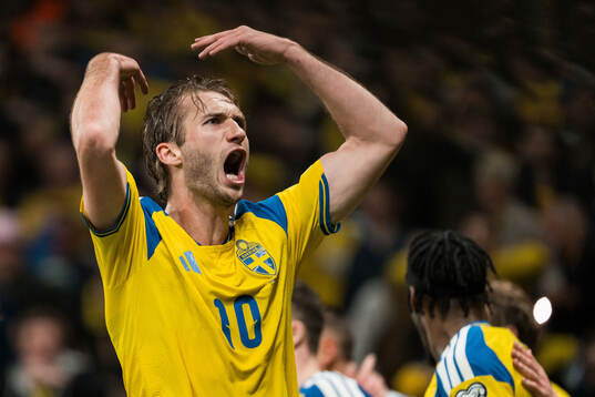 Benjamin Nygren of Sweden celebrate the 2-1 goal