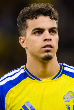 Yasin Ayari of Sweden