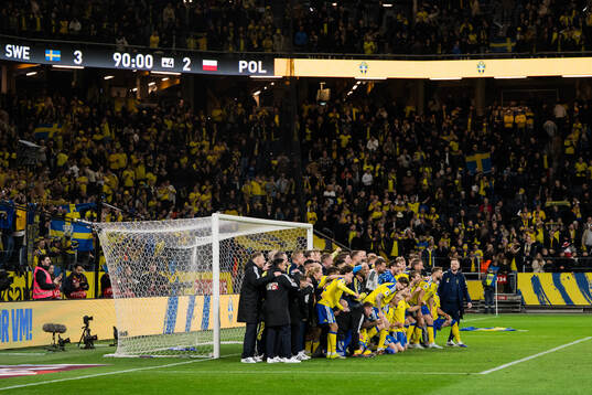 Sweden pose for a photo