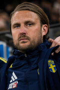 Assistant coach Björn Hamberg