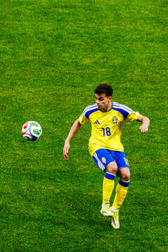 Yasin Ayari of Sweden