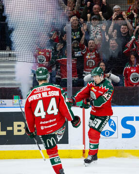 Frölundas Tom Nilsson jublar