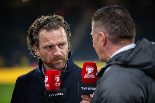 Bartosz Grzelak in Polish broadcaster TVP Sport Studio