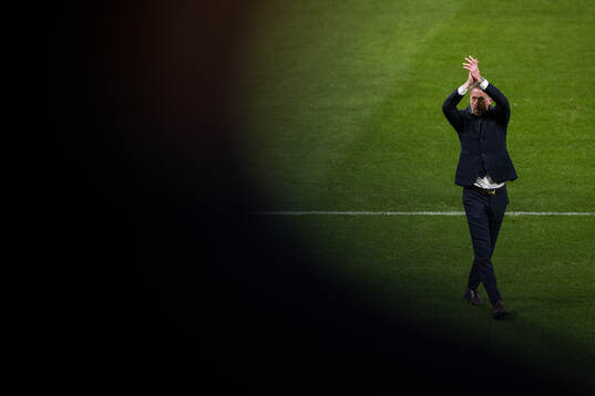 Head coach Graham Potter of Sweden celebrates