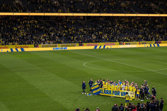Players of Sweden celebrate