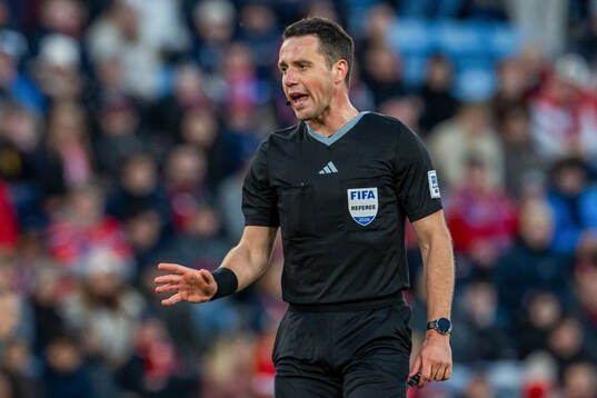 Referee Jasper Vergoote