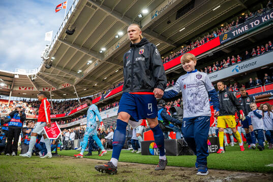 Erling Braut Haaland of Norway enters the pitch