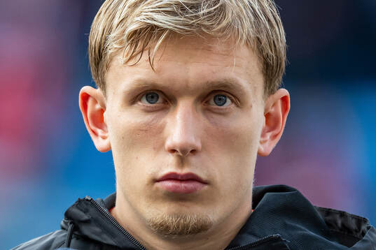 Marcus Holmgren Pedersen of Norway line up