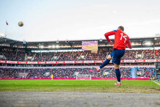Julian Ryerson of Norway takes a corner kick