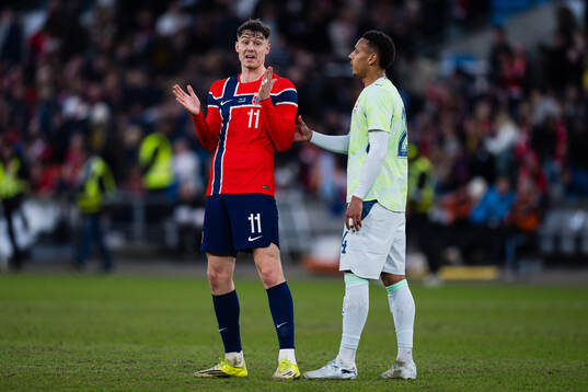Jørgen Strand Larsen of Norway and Luca Jaquez of