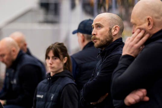 Södertäljes assisterande tränare Fredric Andersson