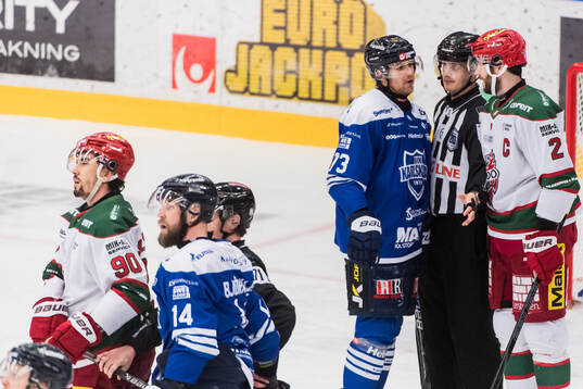 Karlskogas Oliver Eklind och Modos David Rundblad