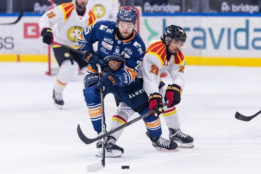 Växjös Lucas Elvenes och Brynäs Tyler Vesel
