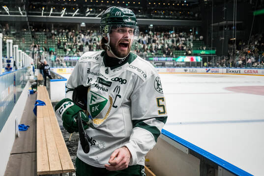 Färjestads Linus Johansson deppar