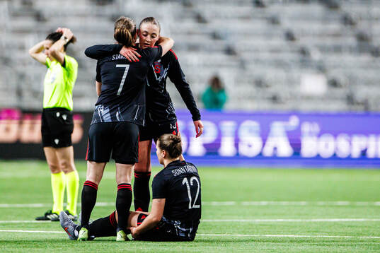 Antonie Starova and Eliska Sonntagova of Sparta Prague
