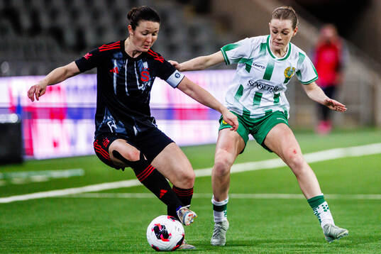 Eva Bartonova of Sparta Prague and Sofia Reidy of Hammarby