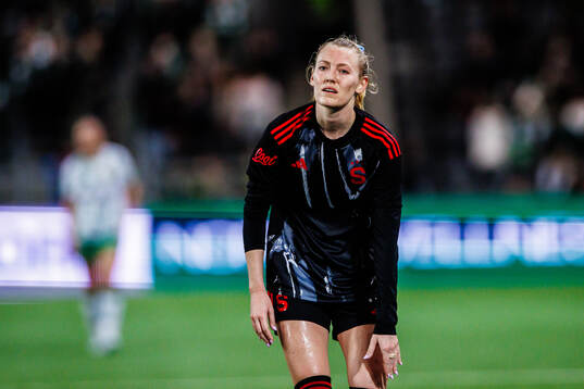 Tori Hansen of Sparta Prague looks dejected