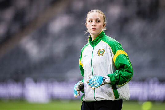 Goalkeeper Alice Olsson of Hammarby