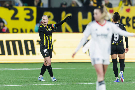 Anna Anvegård of Häcken looks dejected