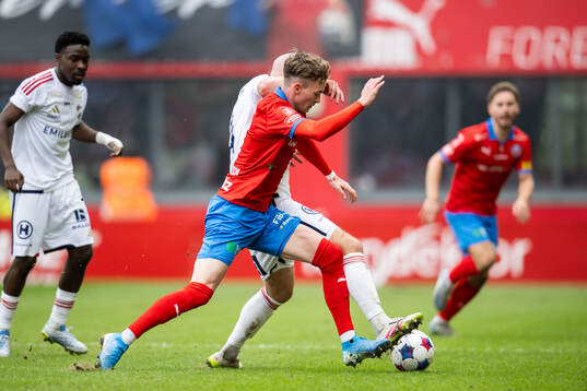 Helsingborgs Alexander Johansson och Östers Sebastian