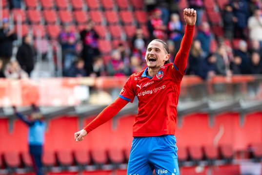 Helsingborgs Ervin Gigovic jublar
