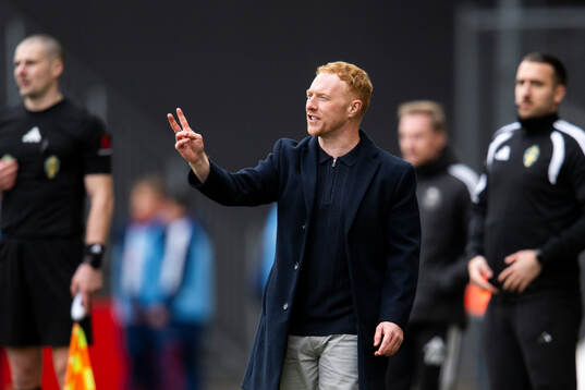 Helsingborgs manager Stevie Grieve
