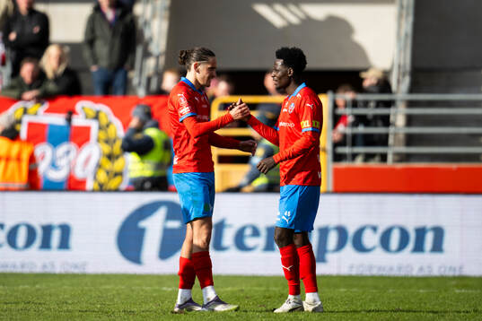 Helsingborgs Ervin Gigovic och Daouda Amadou jublar
