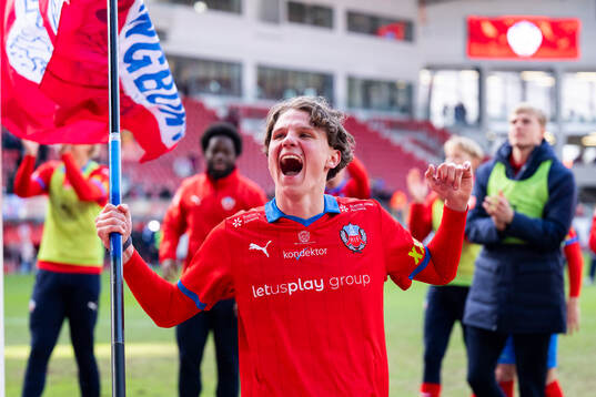 Helsingborgs Lucas Landgren Persson jublar