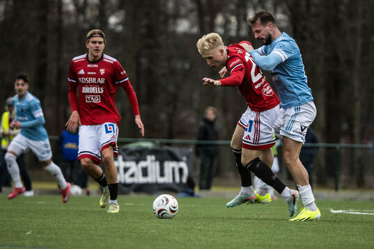 Karlstads Alexander Hedén Lindskog och Gefles Mirza