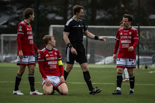 Karlstads Eric Forsberg och Domare Oscar Forsberg