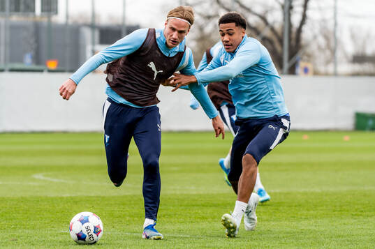 Bläddra bland fler bilder av Fotboll, Allsvenskan, Malmö FF, Träning 