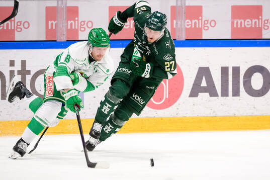 Rögles Linus Sandin och Färjestads Gabriel Carlsson