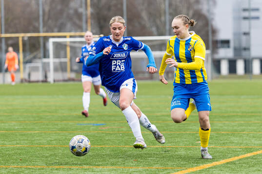 Halmstads Olivia Fransson Pousette och Eskilsminnes Sanna